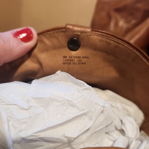 FRYE Jolene Pull On BOOTS , leather, color: almond.   *NEVER WORN - Picture 4 of 8